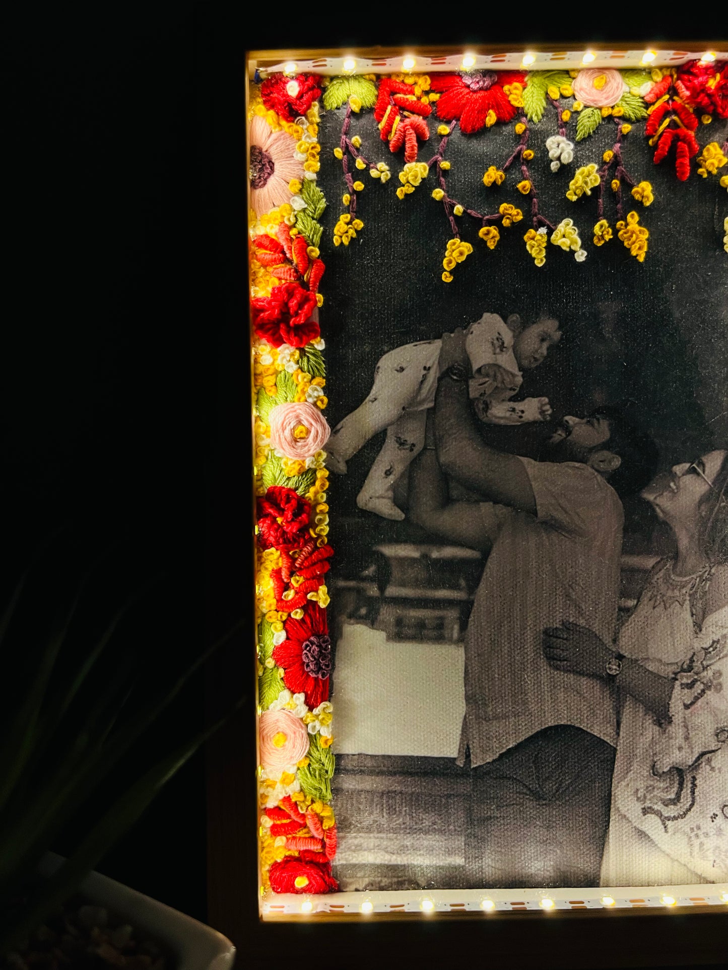 LumiBloom – Hand Embroidered Floral Photo Frame