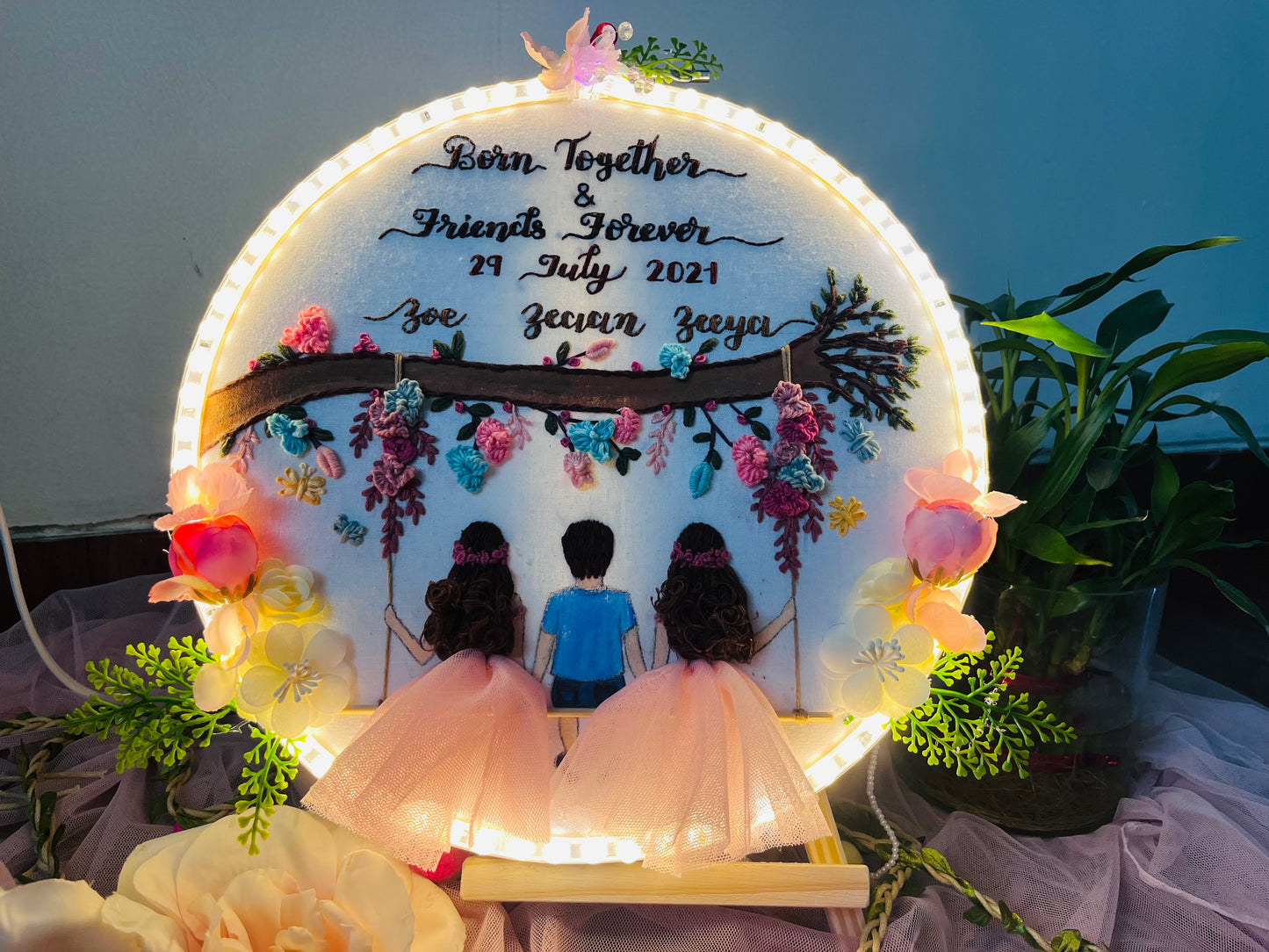 LED Luxe-Sibling Love on a Swing