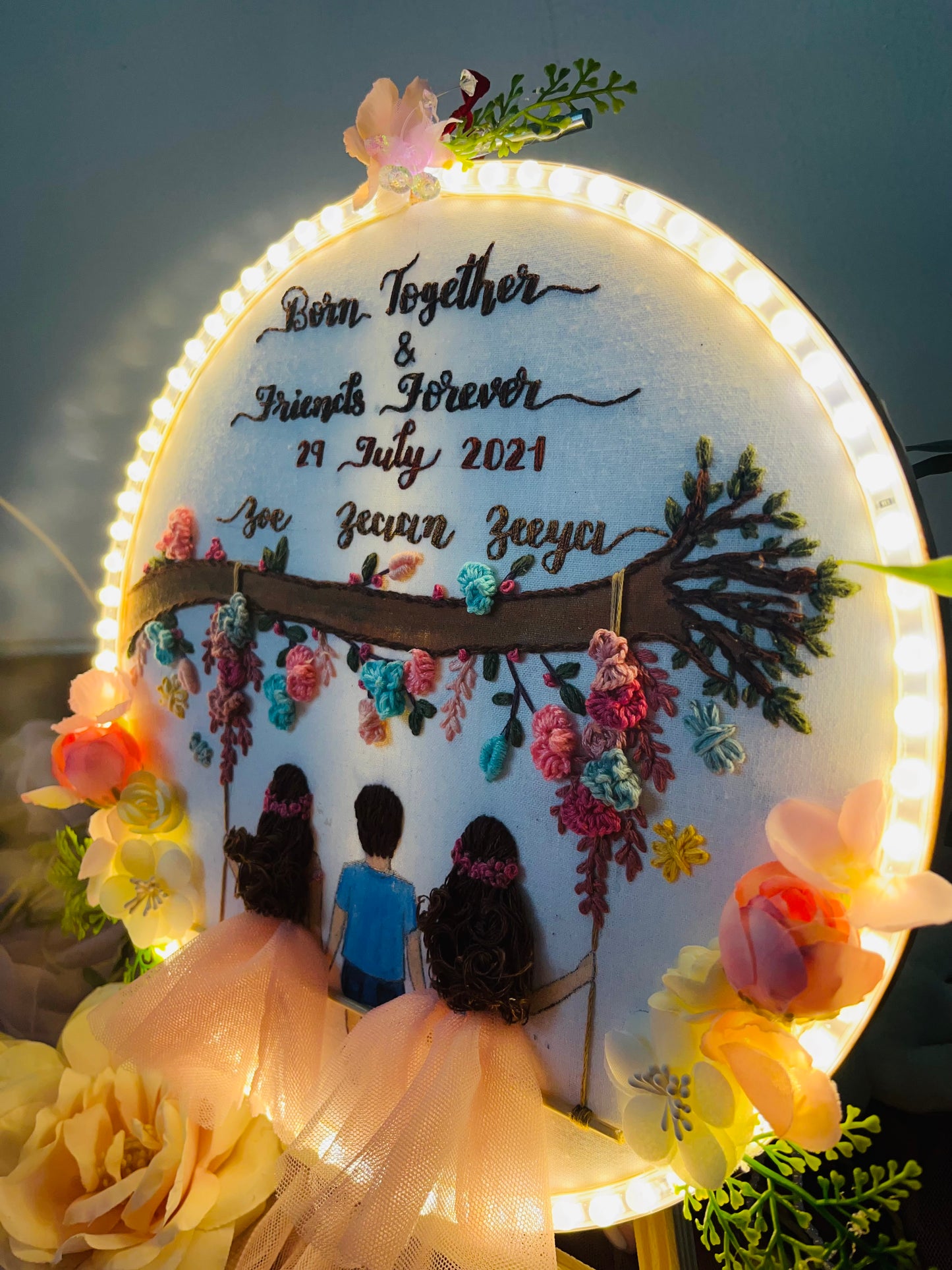 LED Luxe-Sibling Love on a Swing