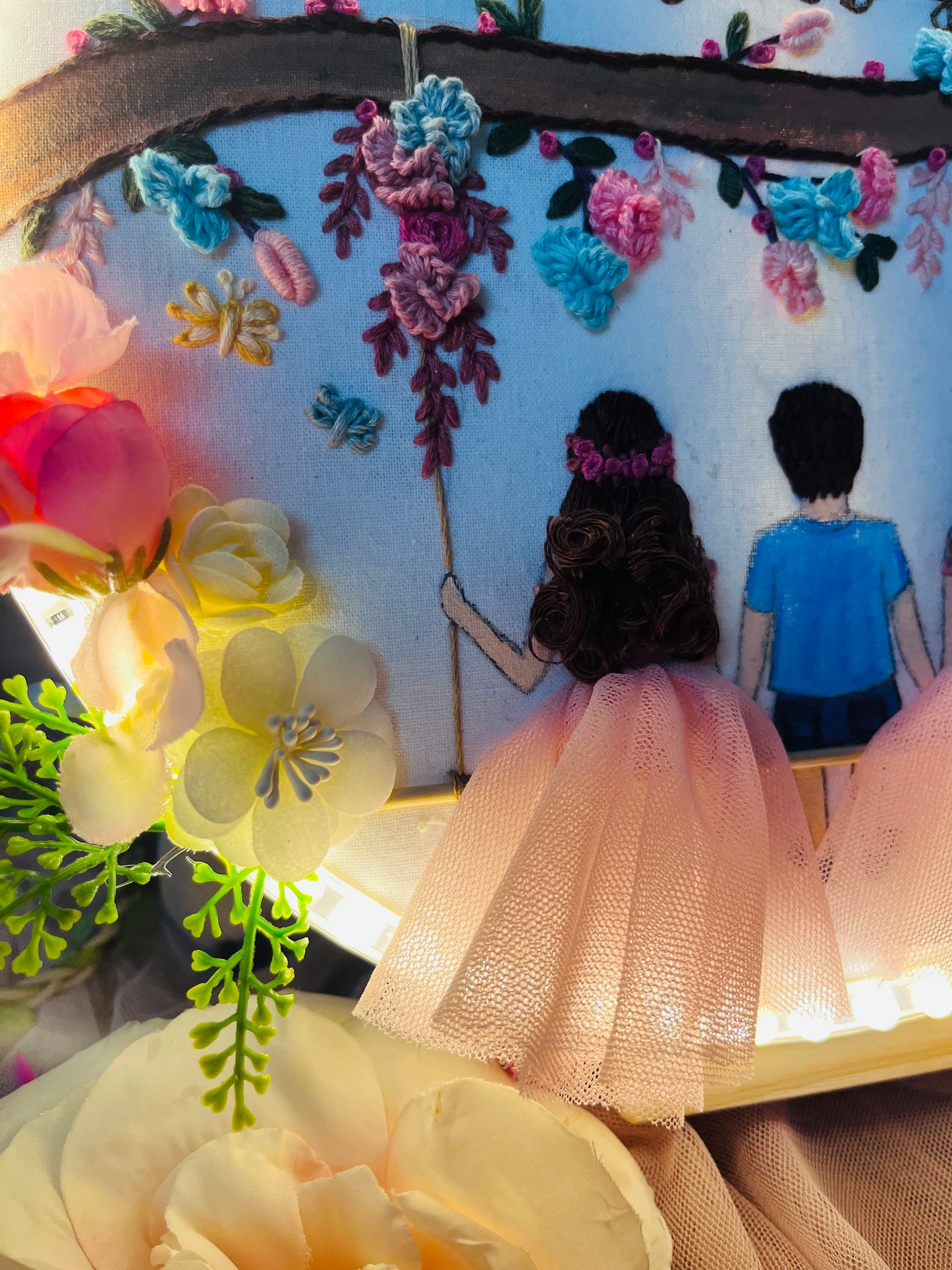 LED Luxe-Sibling Love on a Swing