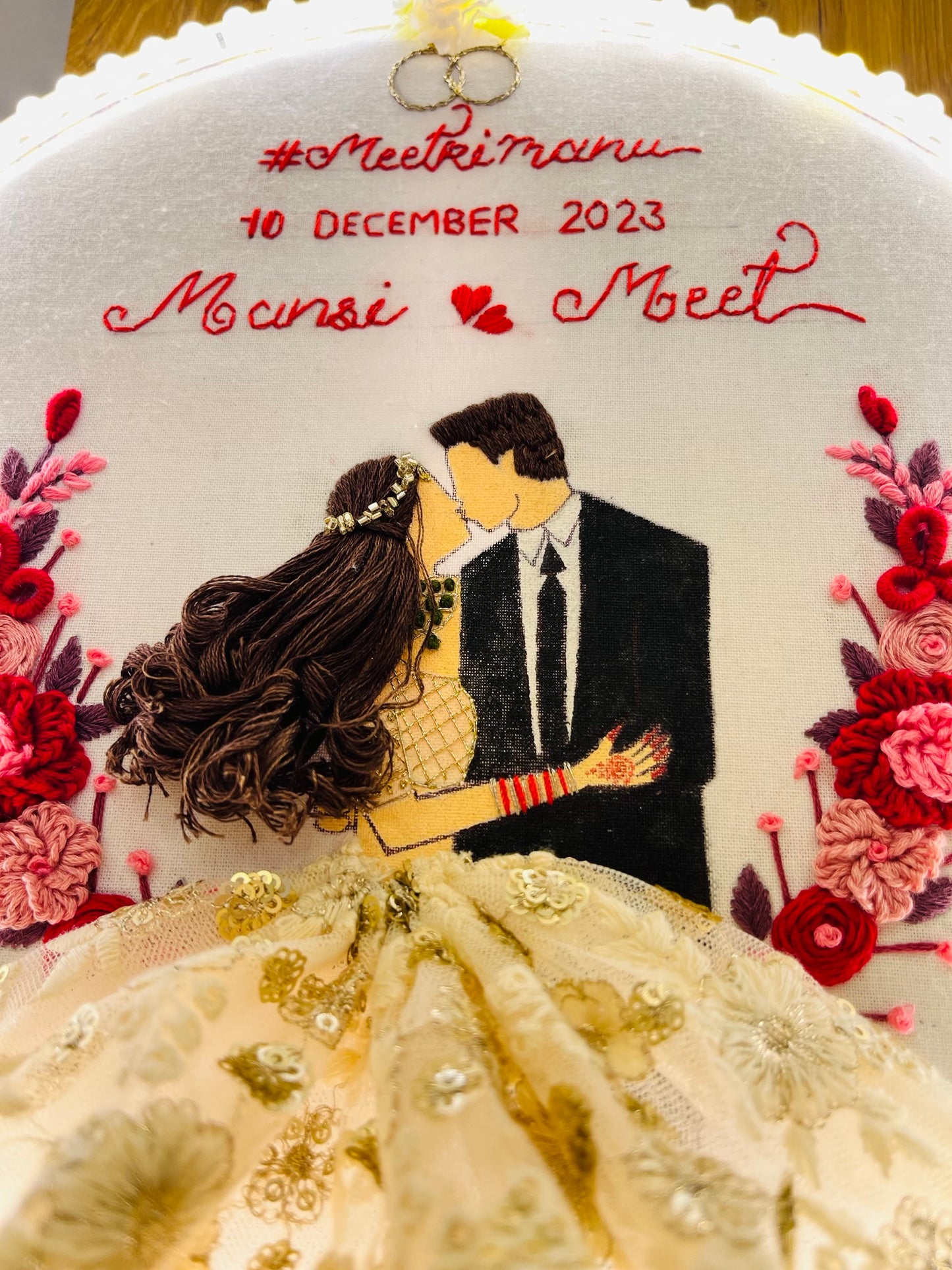 LED Luxe-Kiss of Forever Hoopart